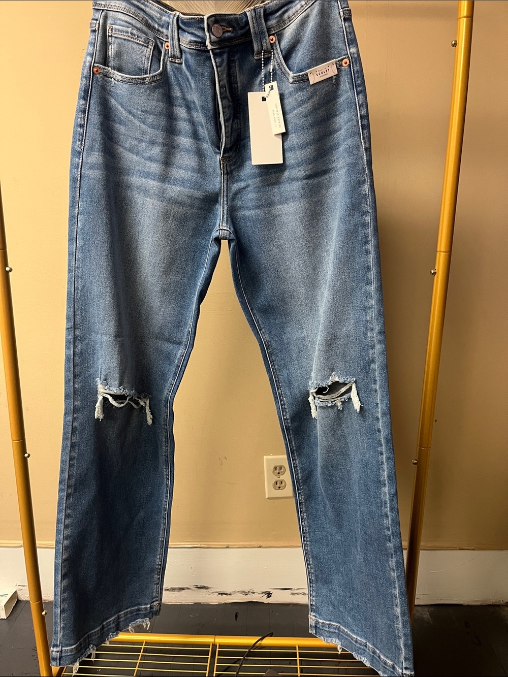 Artemis Vintage Distressed Denim